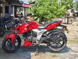 টিভিএস আপাচি ১৬০ ৪ভি ২০২২ লাল