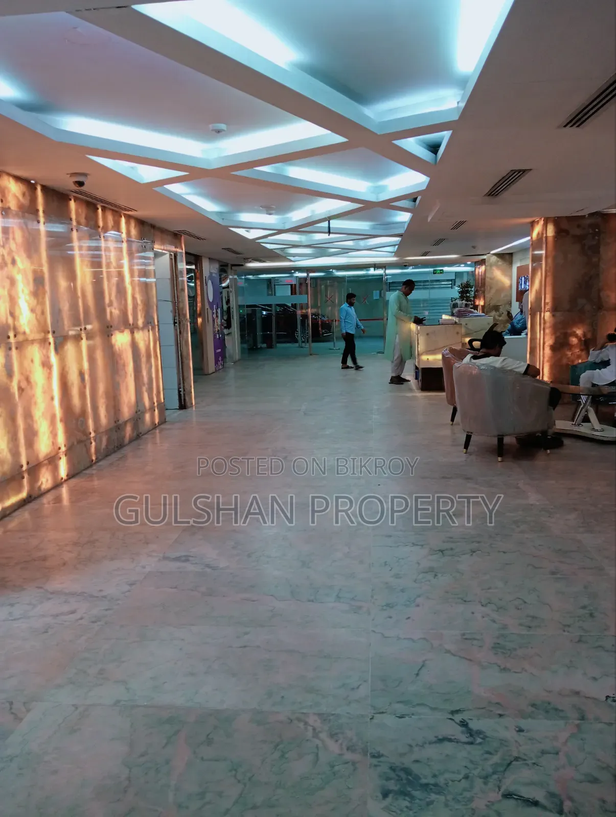 Open Space Rent for Restaurant and Office