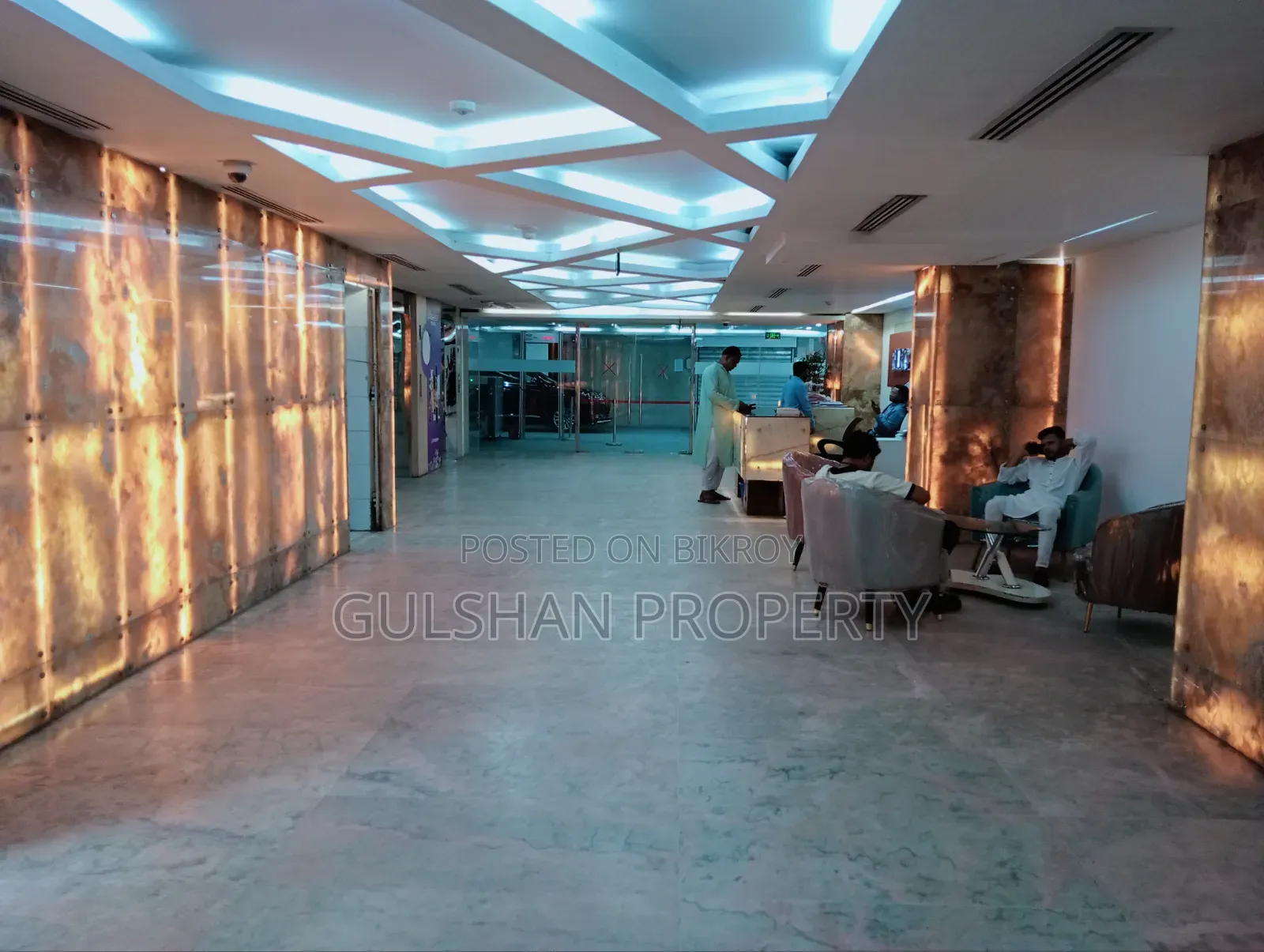 Open Space Rent for Restaurant and Office