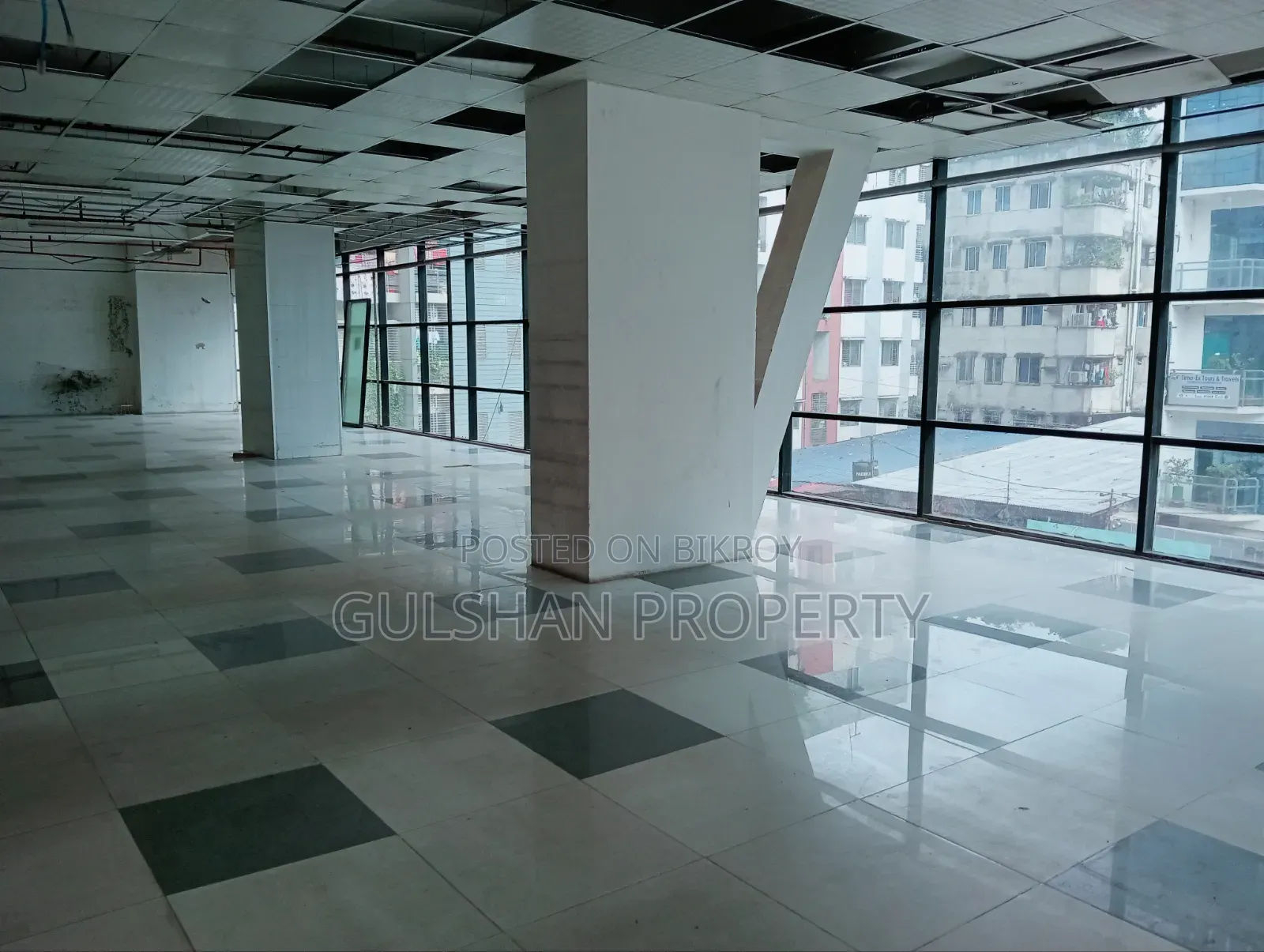 Open Space Rent for Restaurant and Office