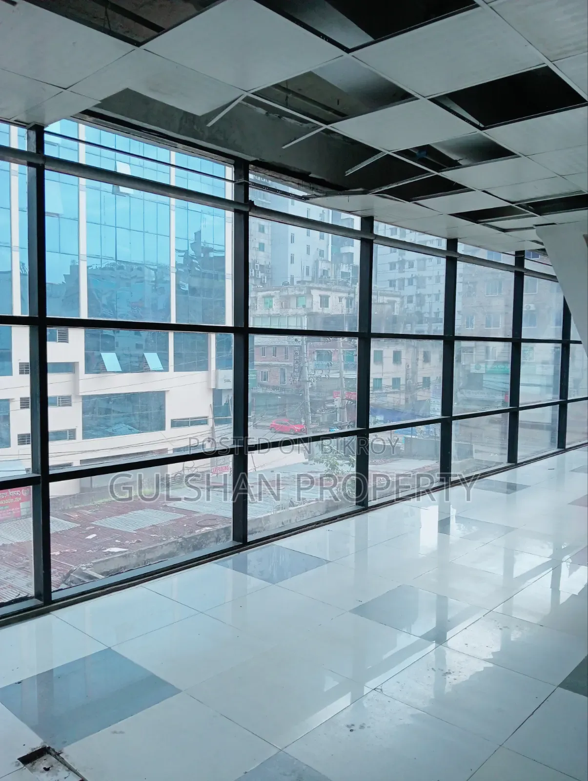 Open Space Rent for Restaurant and Office