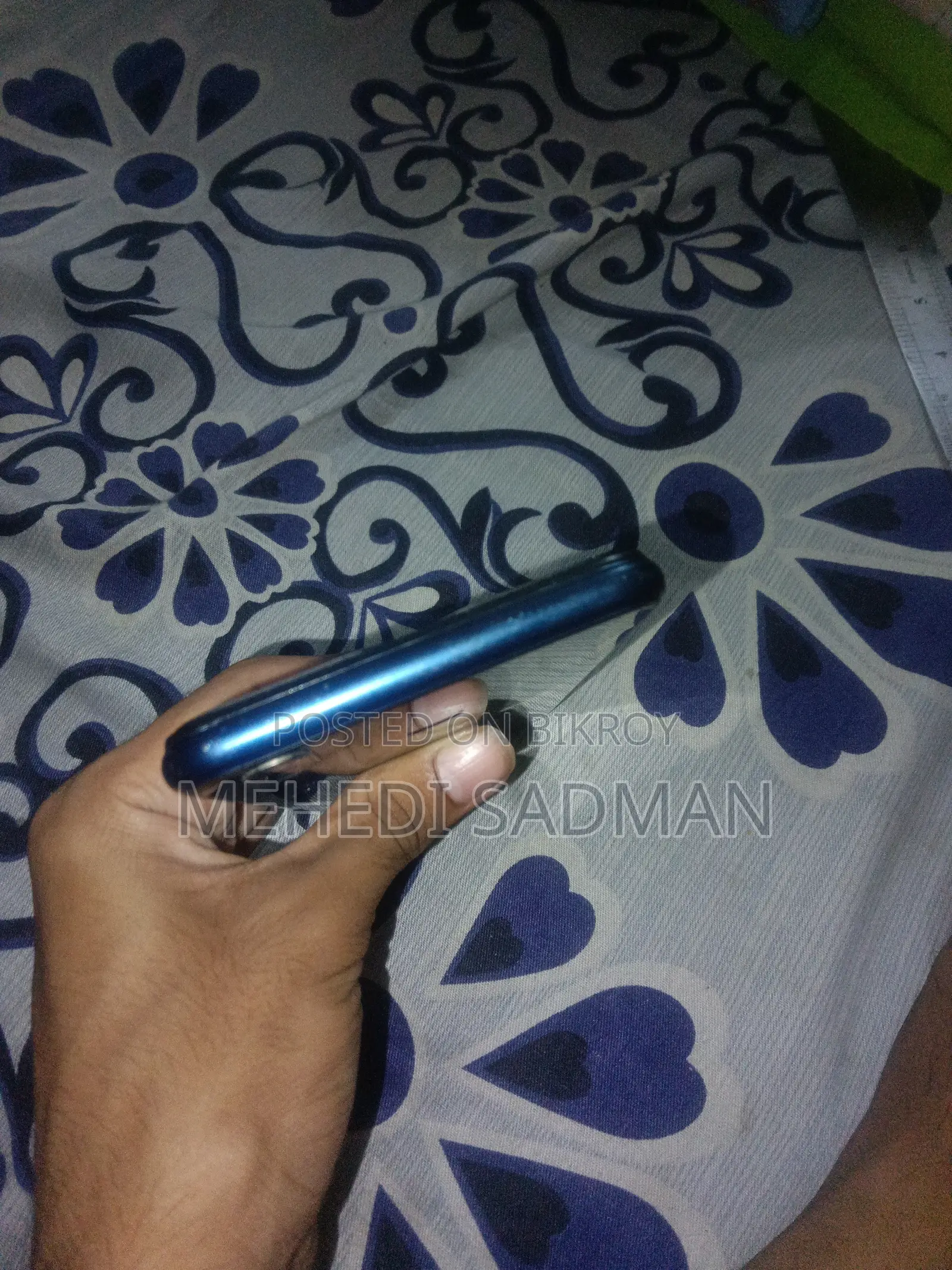 Vivo Y11 32 GB Blue