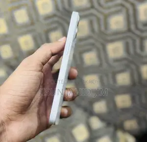 অ্যাপল আইফোন ১৩ ১২৮ জিবি সাদা
