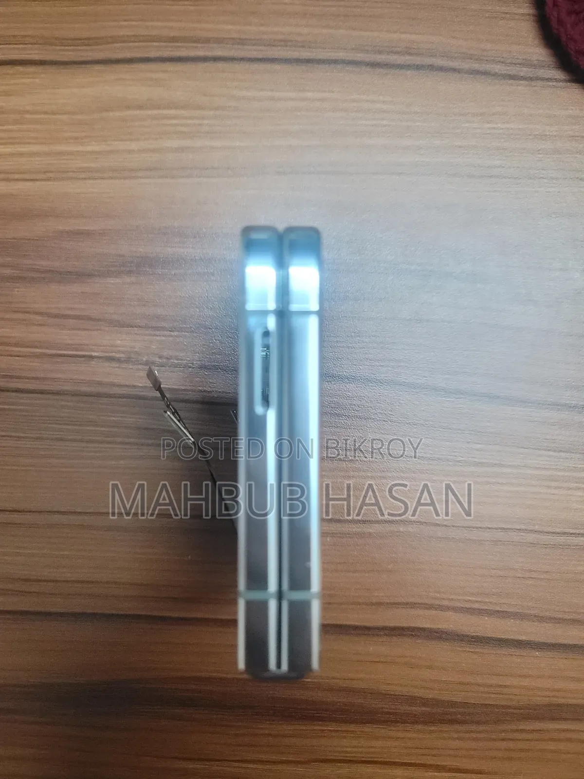 Z Flip 5 অরিজিনাল মিডল ফ্রেম (ব্যবহৃত, কিন্তু নতুনের মতো পরিষ্কার)