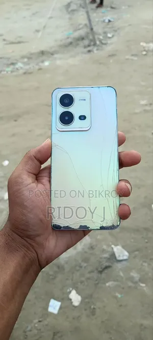 Vivo V25e 128 GB Gold