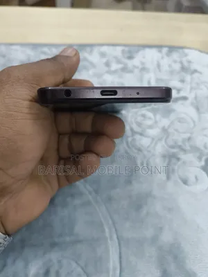 Vivo Y18 128 GB