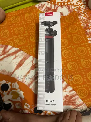 এক্সটেন্ডেবল ভ্লগ ট্রাইপড