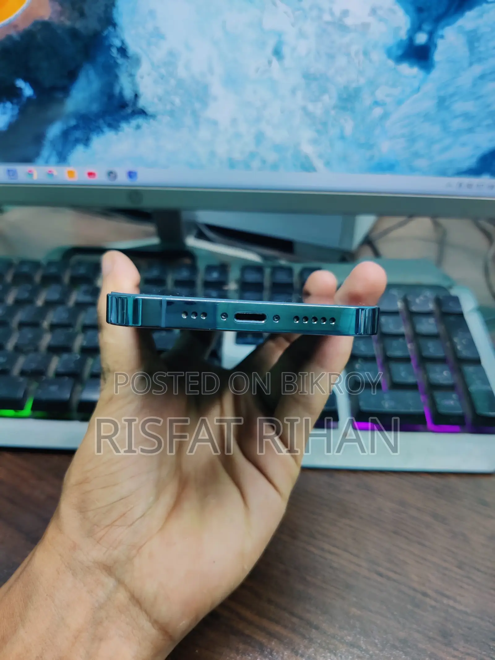 অ্যাপল আইফোন ১৩ প্রো ১২৮ জিবি নীল