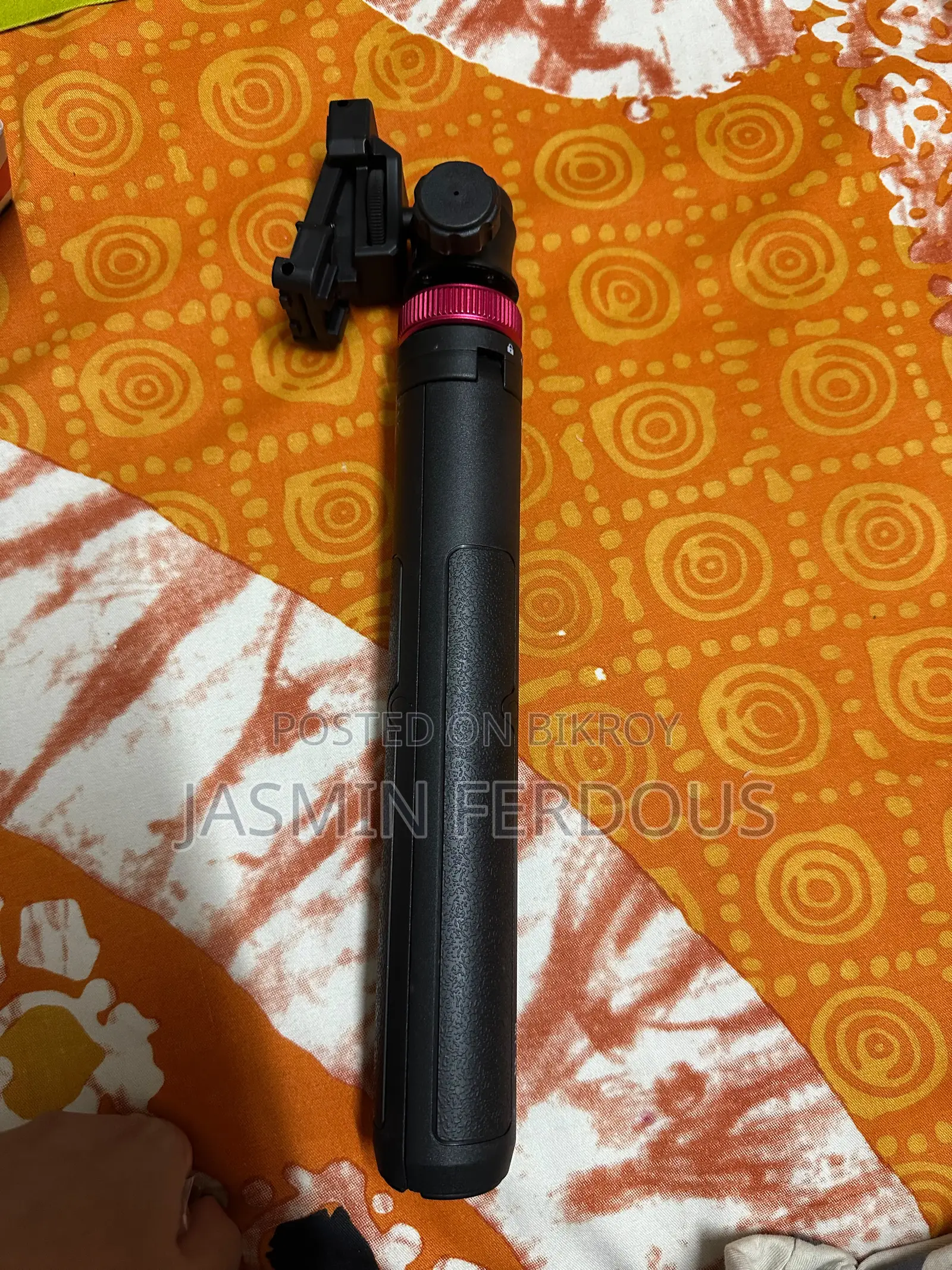 এক্সটেন্ডেবল ভ্লগ ট্রাইপড