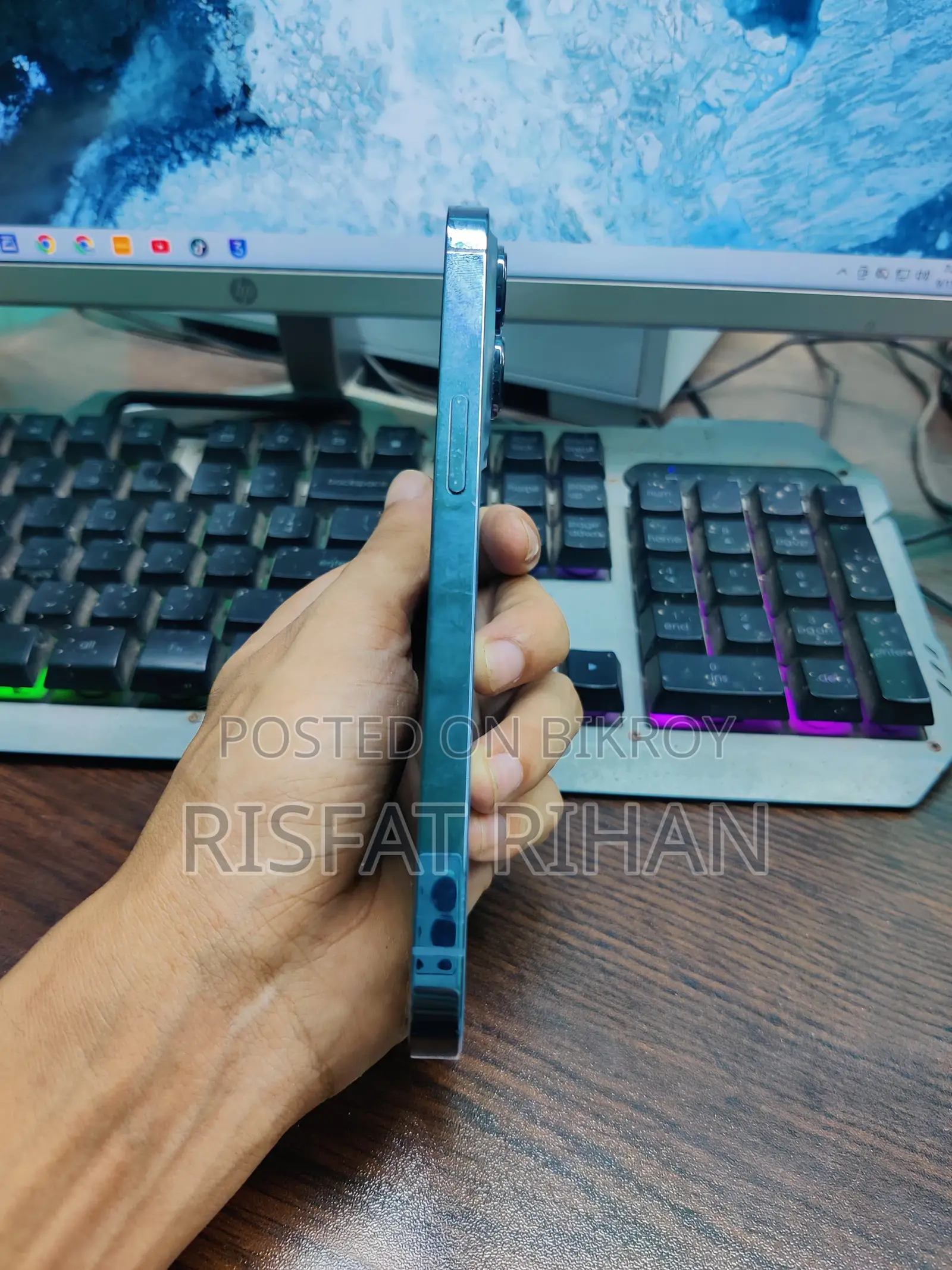 অ্যাপল আইফোন ১৩ প্রো ১২৮ জিবি নীল
