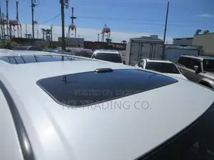 Toyota Esquire 2021 Pearl