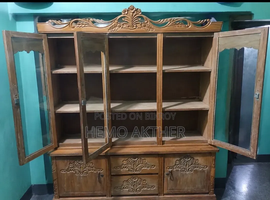 Beautiful showcase for sale