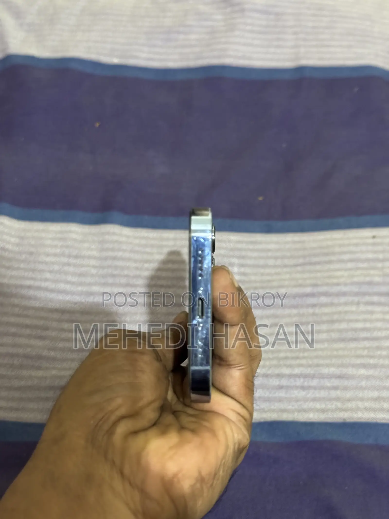অ্যাপল আইফোন ১৩ প্রো ১২৮ জিবি নীল