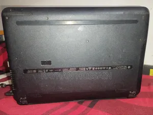 Laptop HP 14-ep0063 4GB Intel Core i3 SSD 128GB