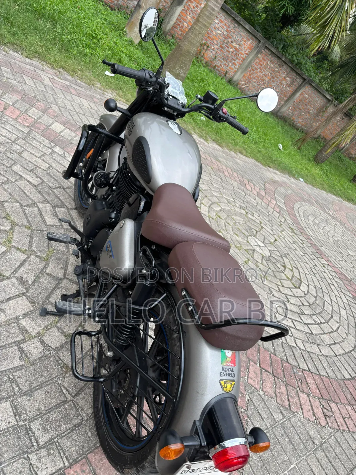 Royal Enfield Classic 350 2025 Gray