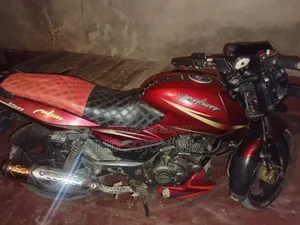 Bajaj Pulsar 150 2018 Red