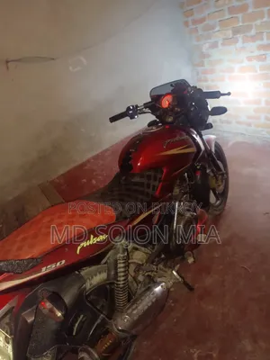 Bajaj Pulsar 150 2018 Red