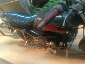 এইচ পাওয়ার এসকর্ট ১১০ ২০১৭ রেড