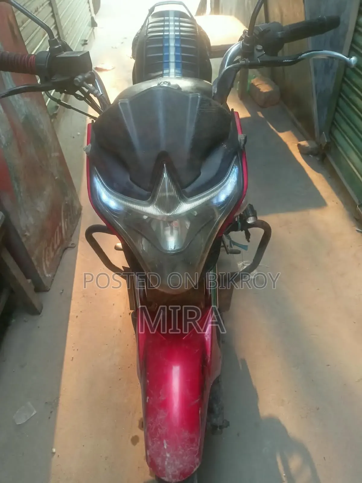 এইচ পাওয়ার এসকর্ট ১১০ ২০১৭ রেড