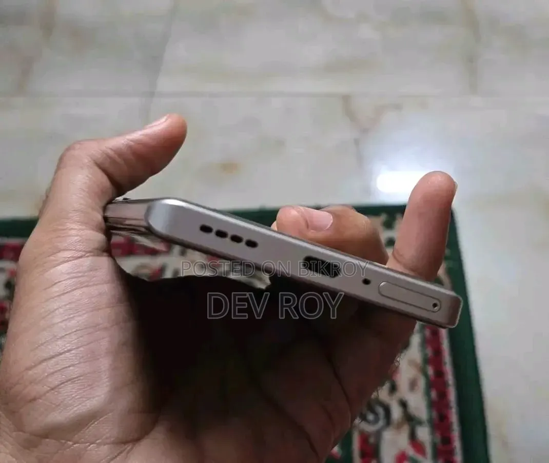Realme GT 6 256 GB