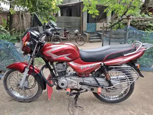 বাজাজ সিটি ১০০ ২০১৬ রেড