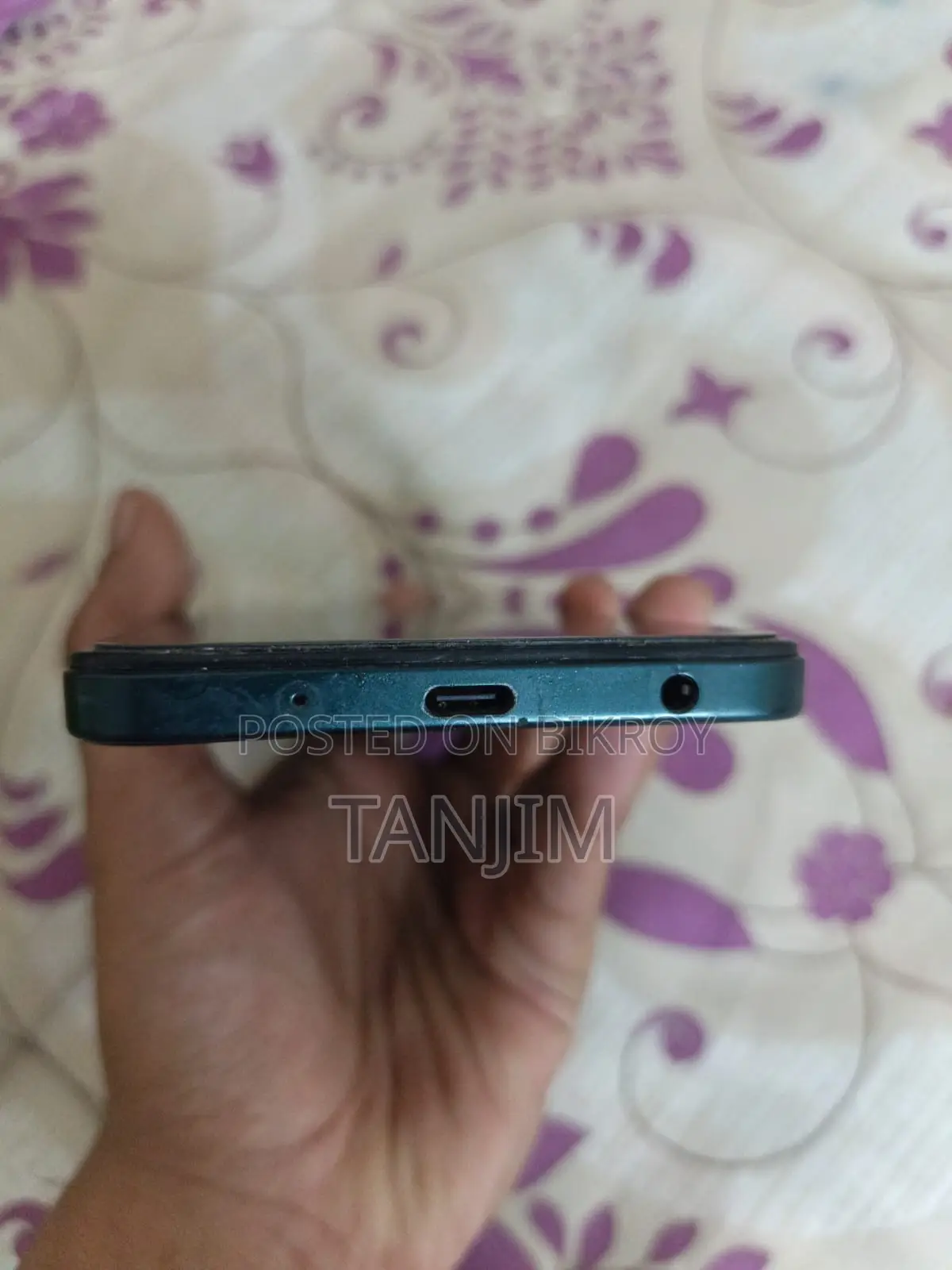 Vivo Y04 64 GB Black
