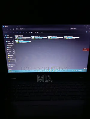 Laptop HP 15 8GB Intel Core i3 HDD+SSD 640GB
