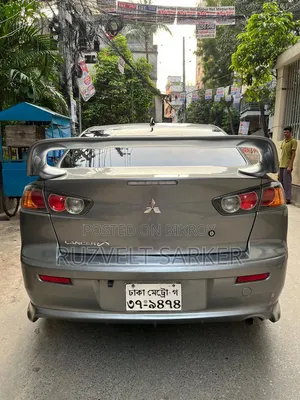 মিতসুবিশি ল্যান্সার ২০১৪ গ্রে