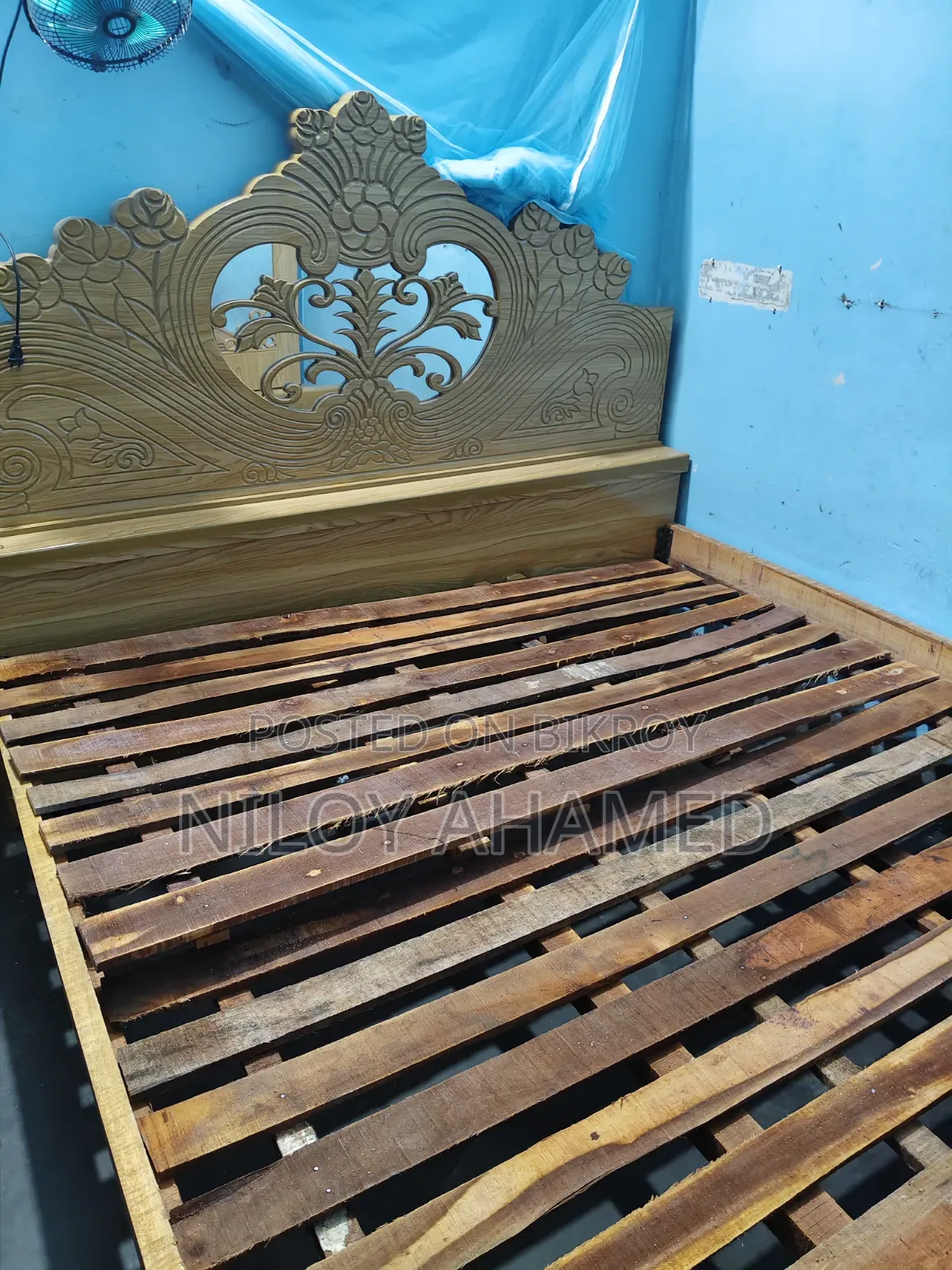 Semi Box Bed