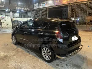 Toyota Aqua 2015 Black