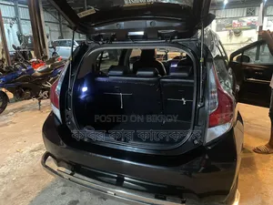 Toyota Aqua 2015 Black