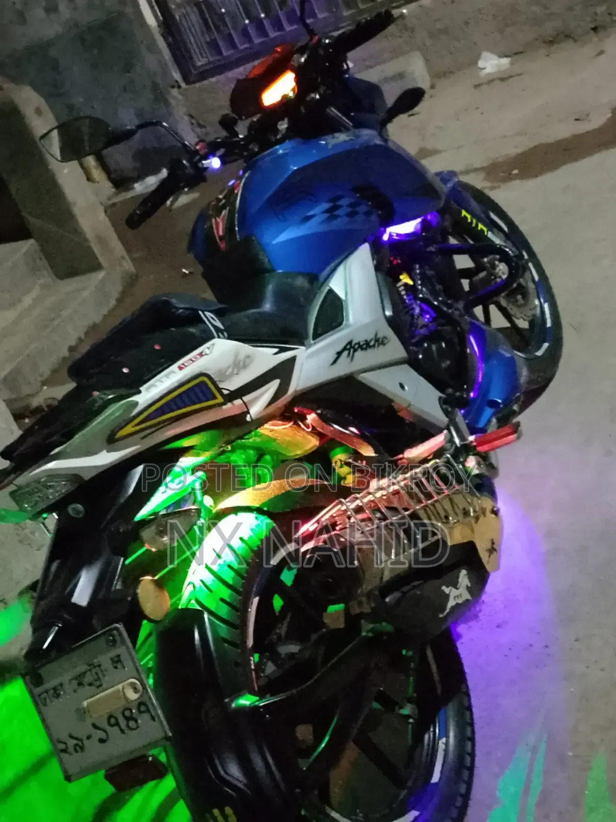 TVS Apache 160 4V 2019 Blue