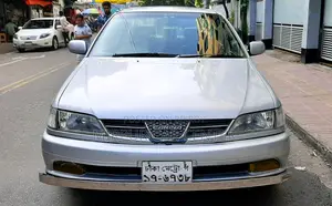 Toyota Carina 1.5 Front-Wheel Drive Sedan 2001 Silver