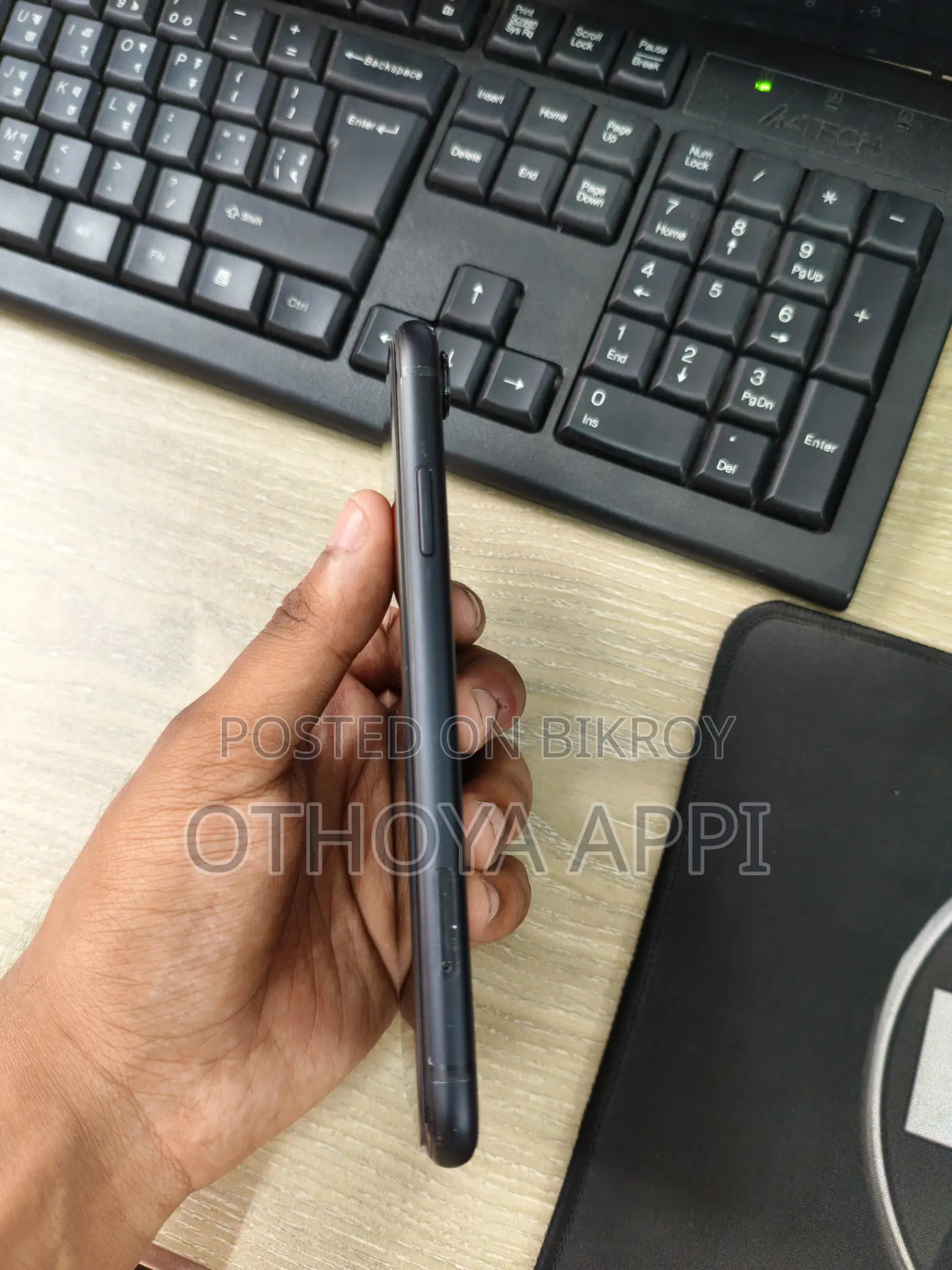 Apple iPhone XR 64 GB Black