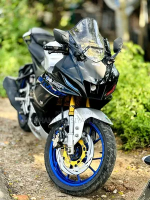 ইয়ামাহা আর১৫এম ২০২৩ সিলভার