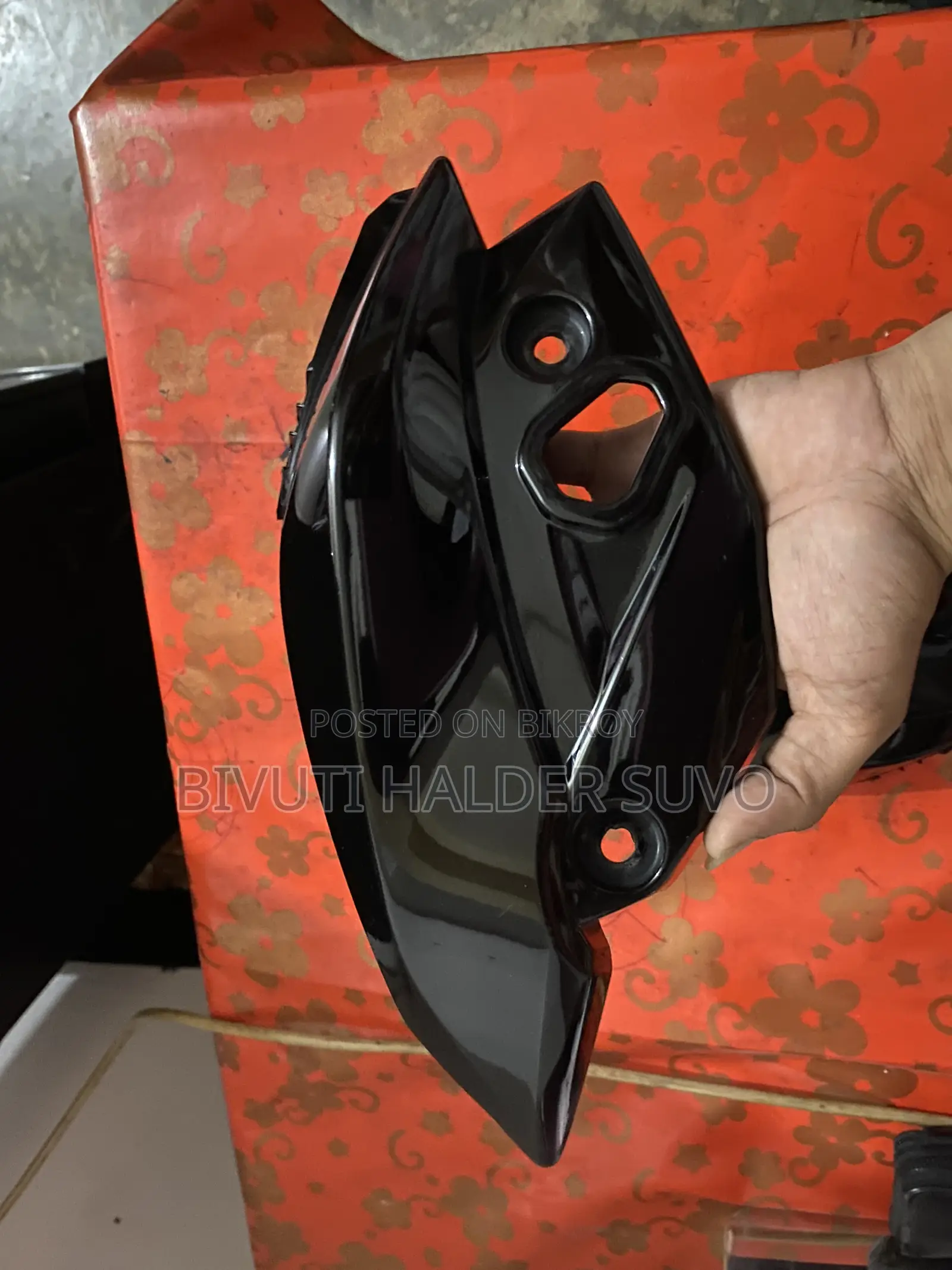 Monotone Headlight Kan