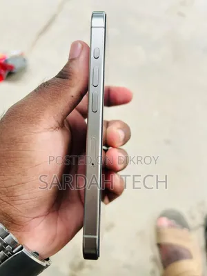 Apple iPhone 15 Pro 128 GB Silver