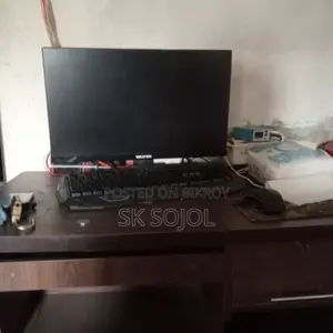Gigabyte GA-H110MSTX-HD3-ZK 8GB Intel Core i3 SSD 500GB