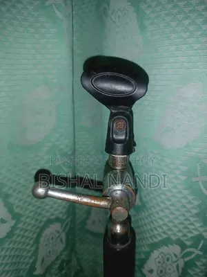 Used Microphone Stand – Classical Music / Stage Show