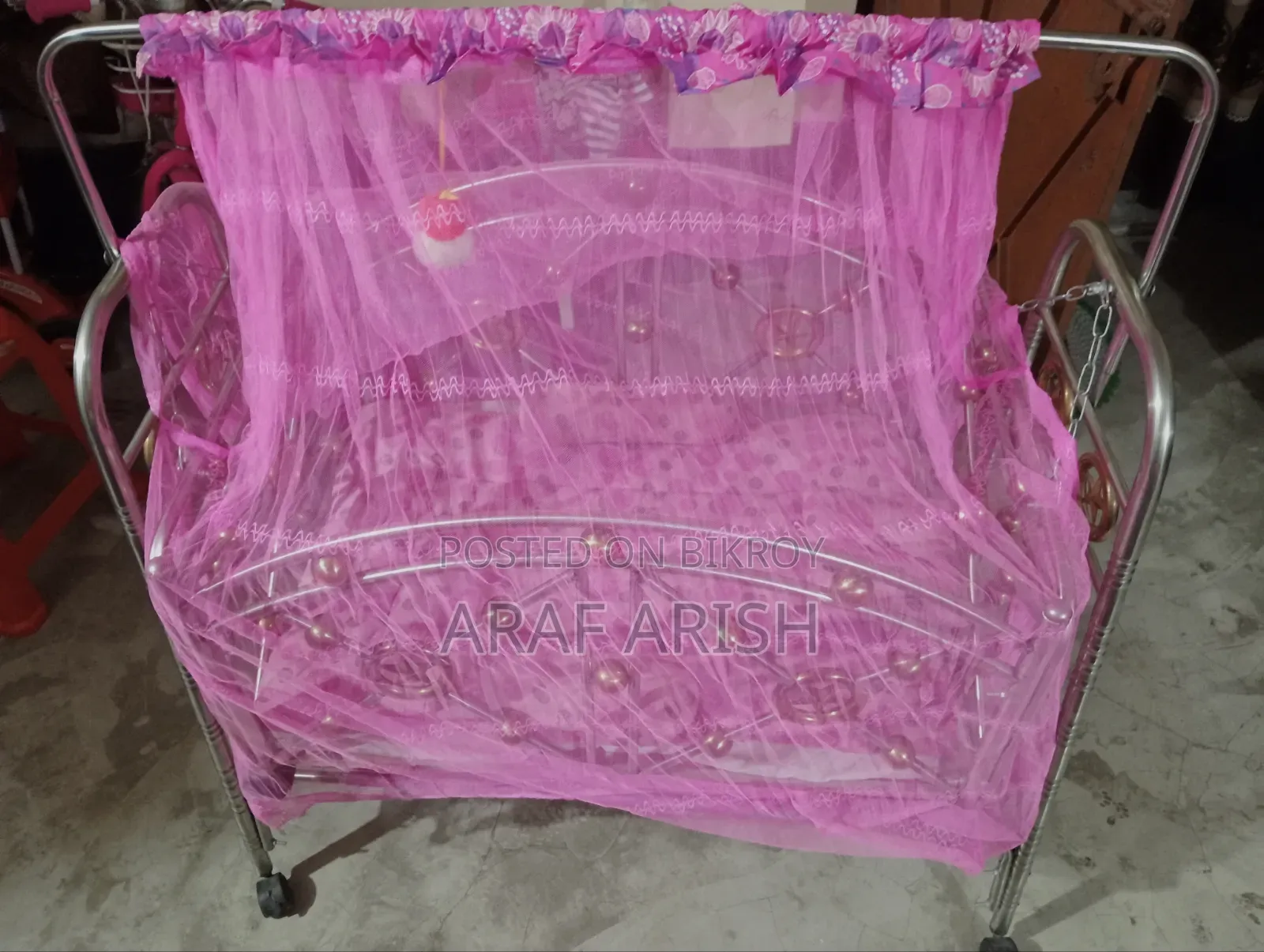 স্টেইনলেস স্টিল বাচ্চাদের দোলনা