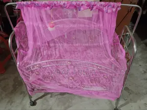 স্টেইনলেস স্টিল বাচ্চাদের দোলনা