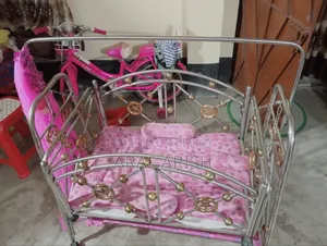 স্টেইনলেস স্টিল বাচ্চাদের দোলনা