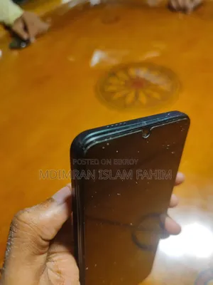 Vivo Y04 128 GB