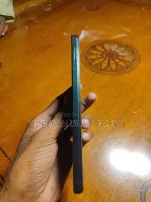 Vivo Y04 128 GB