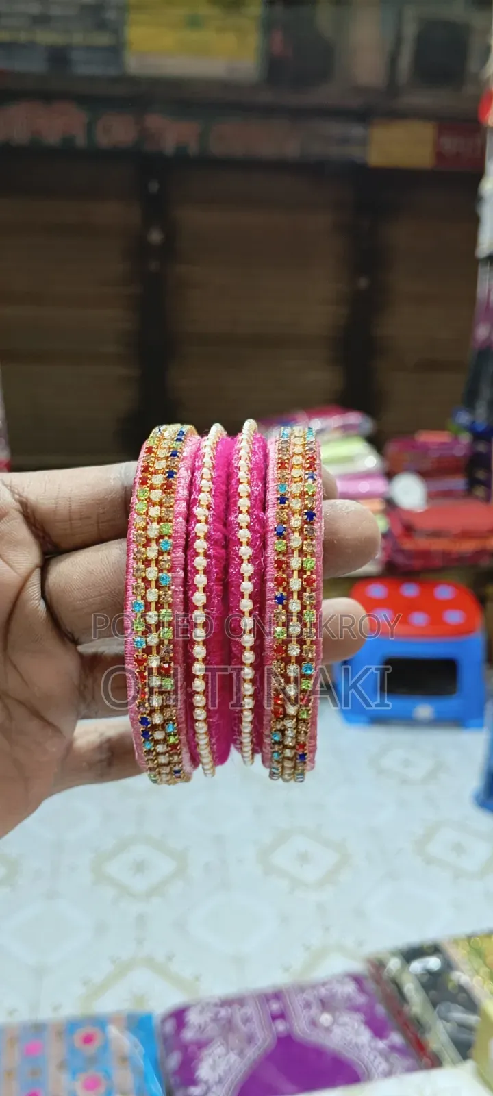 হ্যান্ডমেইড রেশমি চুড়ি