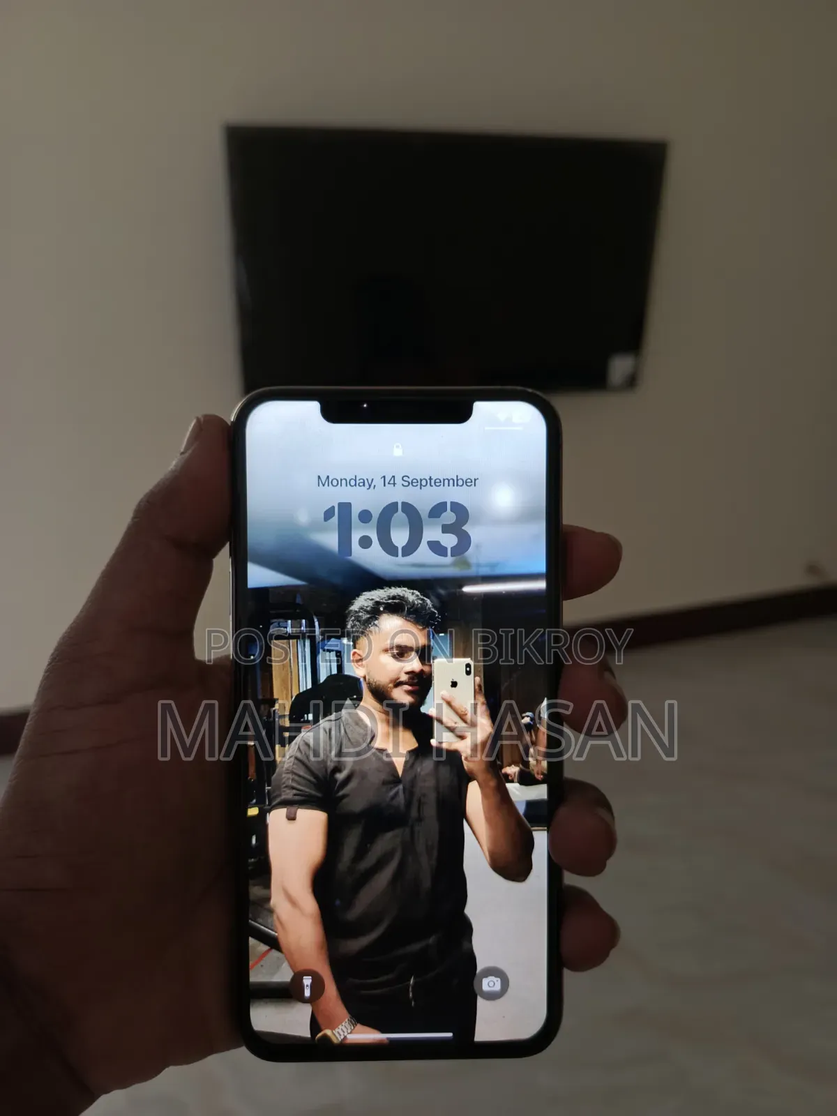New Apple iPhone XS Max 64 GB Gold