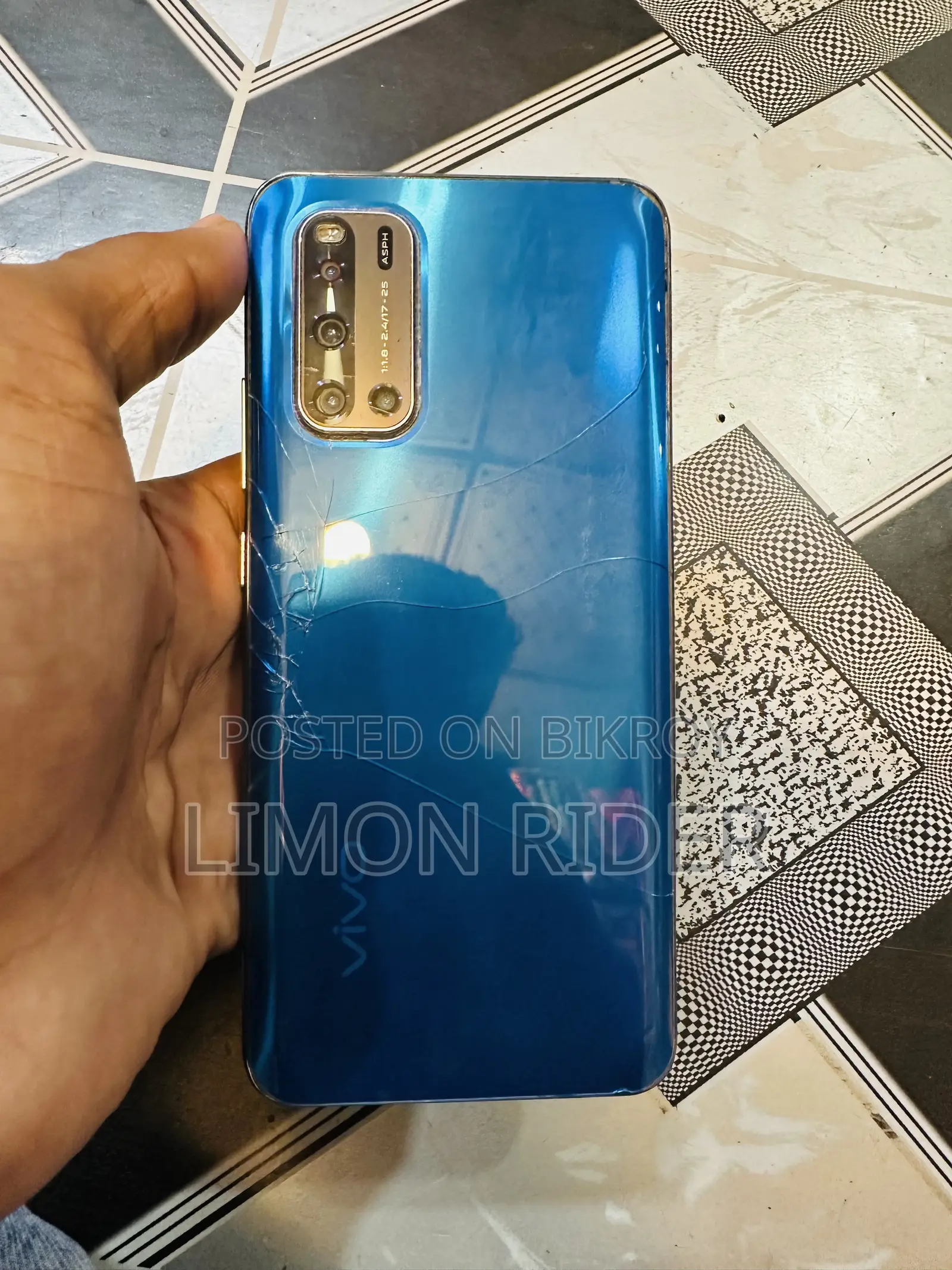 ভিভো ভি১৯ ১২৮ জিবি নীল
