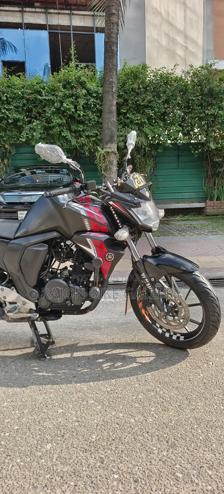 New Yamaha FZ 2024 Black