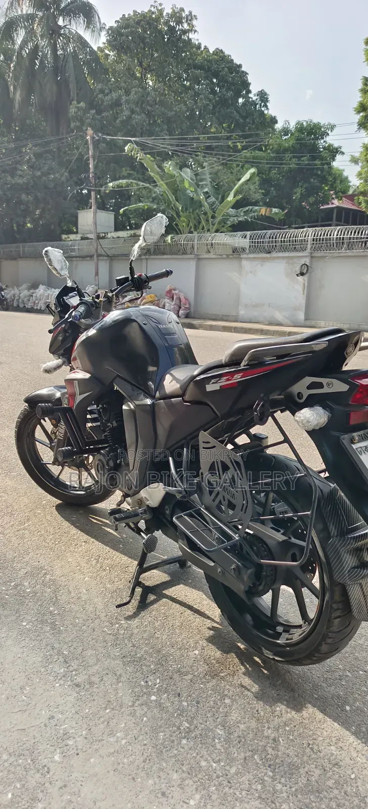 New Yamaha FZ 2024 Black