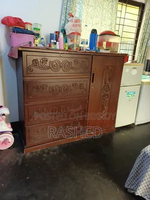 Malaysian Board Wardrobe